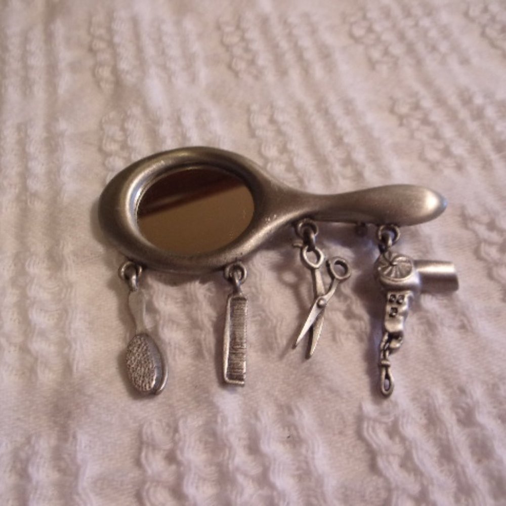 JJ Pewter Hairdresser Dangle Charm Brooch